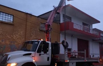 Atiende Alumbrado P Blico Rezago De Luminarias En C Rdoba