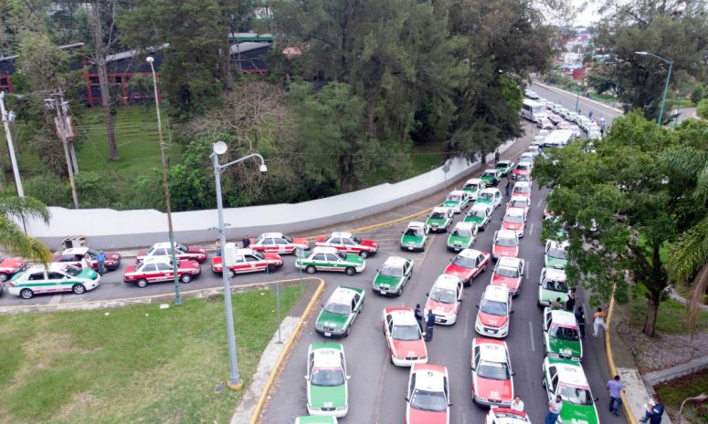 Se retirarán concesiones a taxistas que aumenten sus tarifas: Nahle