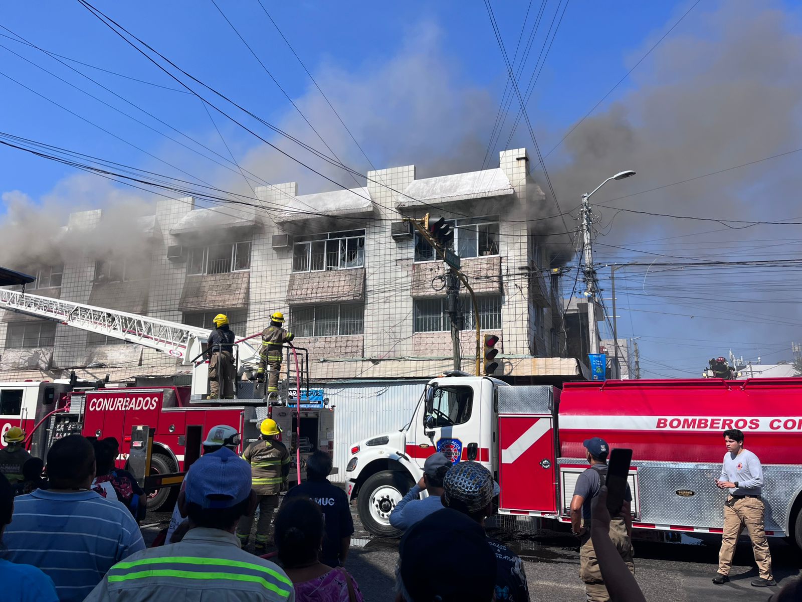Se incendia bodega en centro del puerto de Veracruz - Quadratín Veracruz