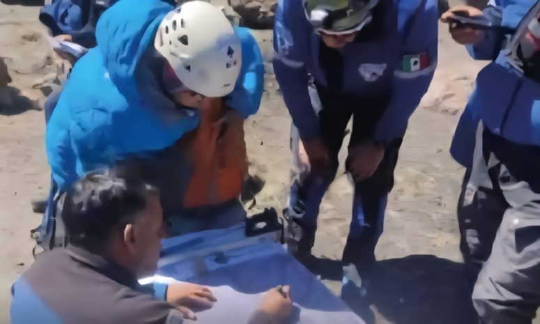 Rescatan a mujer alpinista de Río Blanco en Pico de Orizaba