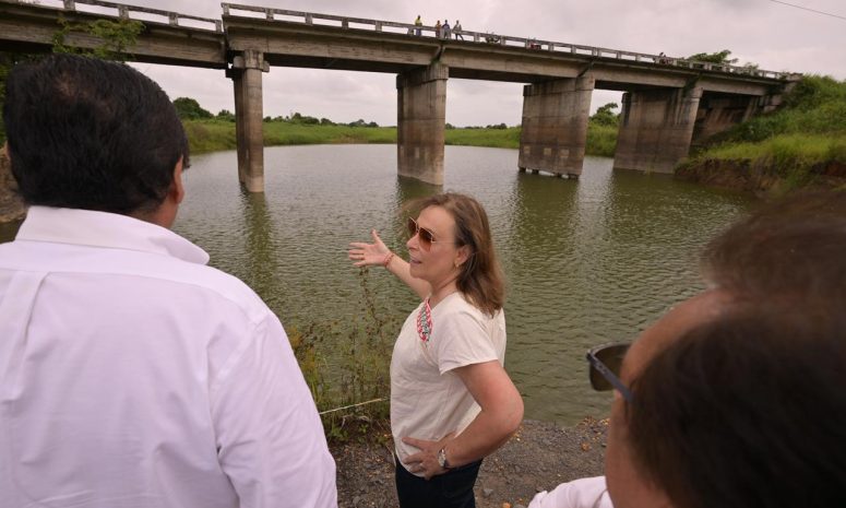 Rocío Nahle reconstruirá el puente El Mostal