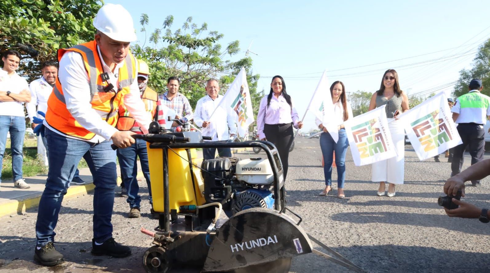 Inicia Programa de Bacheo en Medellín de Bravo - Quadratín Veracruz