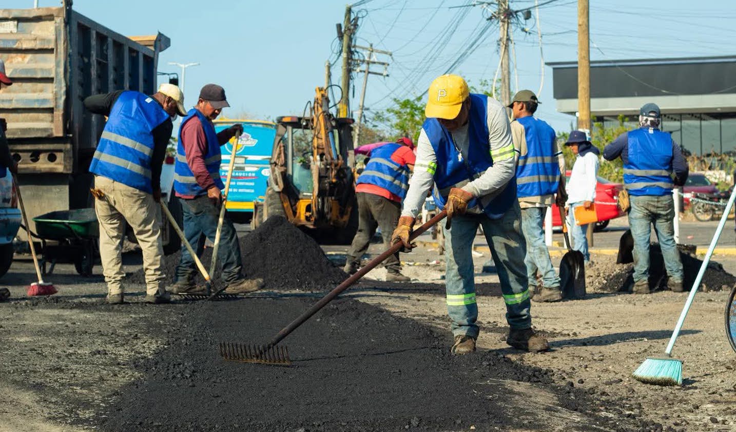 Avanza Boca del Río con programa permanente de bacheo - Quadratín Veracruz