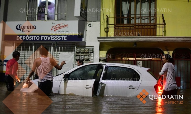 Lluvias dejan afectaciones en 29 colonias de Xalapa; hay 2 fallecidos