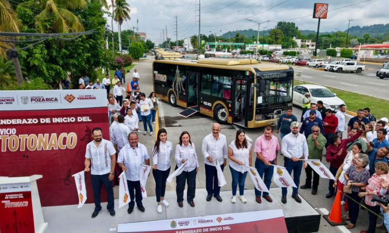 Inaugura Rocío Nahle servicio Totonaco con 40 autobuses en Poza Rica