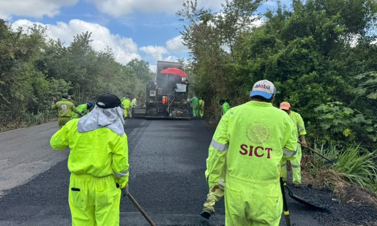 Avanza SICT en conservación de carreteras federales en Veracruz